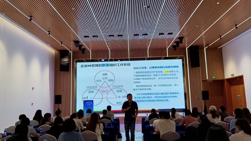 人事代理公司报价背后的考量因素**